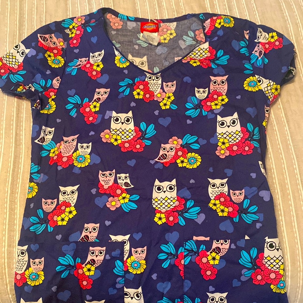 Scrub top